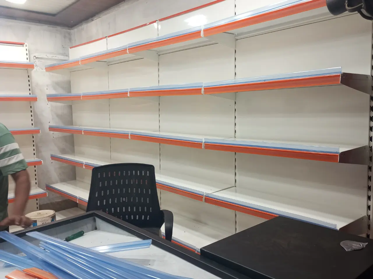 344011622_display  racks installation Ballia2.webp
